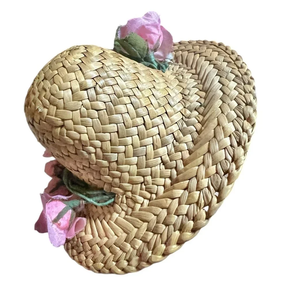 Doll’s Straw Hat with Pink Silk Flowers Rosebuds 4